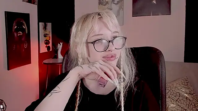 AmayaSakura online show from December 17, 2024, 11:16 pm