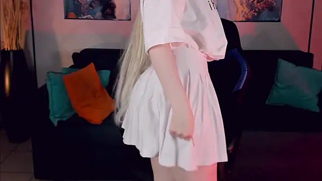 AmayaSakura online show from December 21, 2024, 9:15 pm