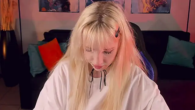 AmayaSakura online show from December 22, 2024, 1:01 am