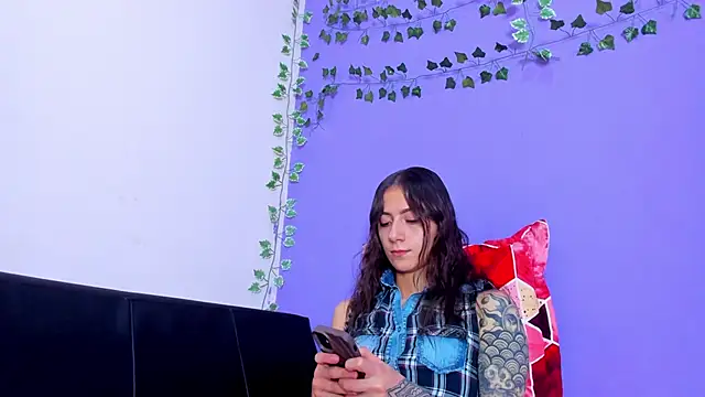 Snapshot of scarlet-jonesx chatting on March 9, 2025, 12:31 am scarlet-jonesx online show from March 9, 2025, 12:31 am