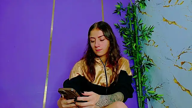 Snapshot of scarlet-jonesx chatting on September 26, 2025, 12:36 am scarlet-jonesx online show from September 26, 2025, 12:36 am