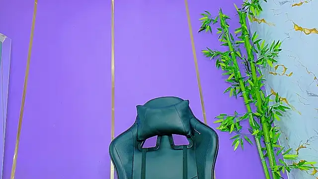 Snapshot of scarlet-jonesx chatting on October 10, 2025, 4:55 am scarlet-jonesx online show from October 10, 2025, 4:55 am