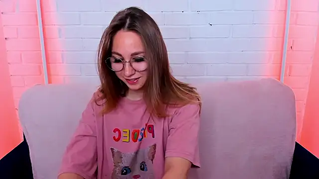 AsyaPink online show from May 30, 2026, 4:42 am
