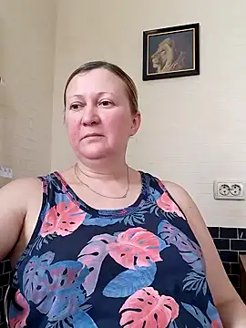 blondyaguar online show from February 6, 2025, 9:32 am