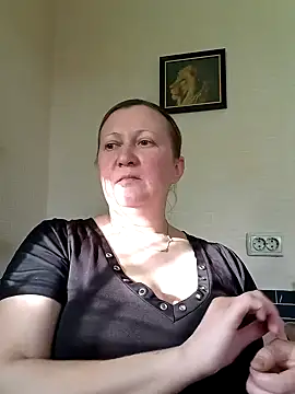 blondyaguar online show from March 14, 2025, 2:08 pm