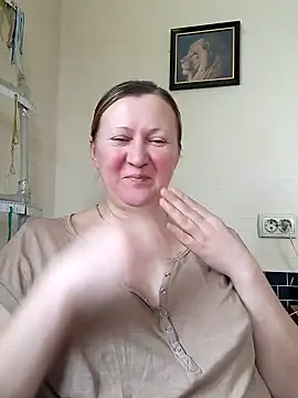 blondyaguar online show from November 28, 2025, 10:07 am