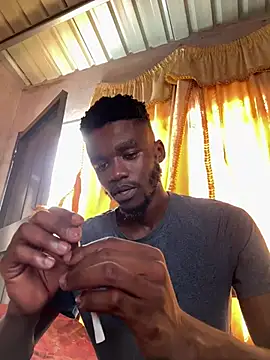 HottSledge online show from March 5, 2025, 1:17 pm