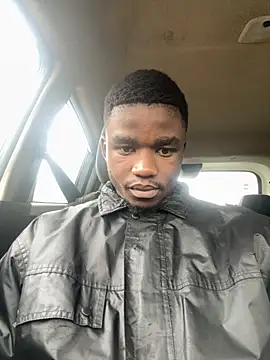 HottSledge online show from November 18, 2025, 5:12 am