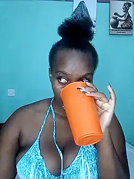 Snapshot of freaky_j_ chatting on December 28, 2024, 9:31 am freaky j online show from December 28, 2024, 9:31 am