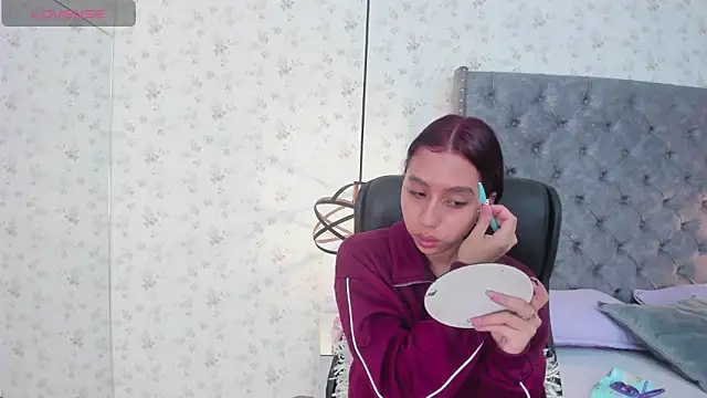 MissSussy online show from April 6, 2026, 11:33 am