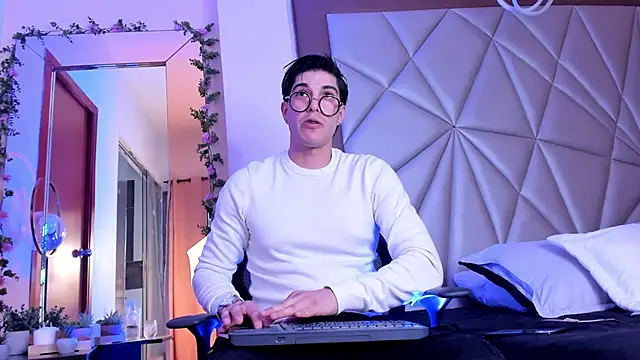 Karimferrer online show from January 14, 2026, 8:03 pm