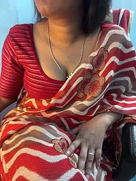 Snapshot of Spicy_sari_girl chatting on May 31, 2026, 3:36 am Spicy sari girl online show from May 31, 2026, 3:36 am