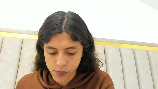 FreyaMoller online show from May 24, 2026, 7:08 pm