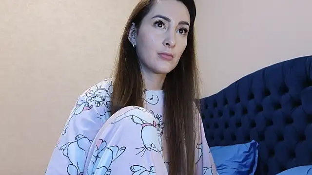 kimmie meow online show from October 18, 2025, 4:52 pm