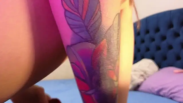 kimmie meow online show from October 27, 2025, 6:34 pm