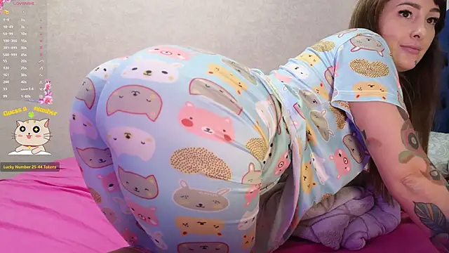 kimmie meow online show from November 13, 2025, 8:08 pm