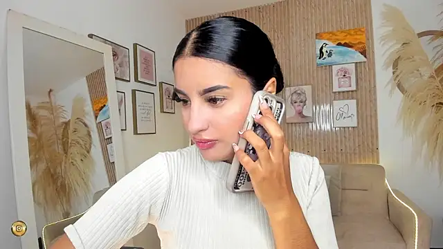 Snapshot of Kimm_khalifa chatting on January 25, 2025, 5:30 pm Kimm khalifa online show from January 25, 2025, 5:30 pm