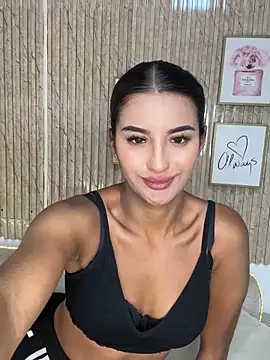 Snapshot of Kimm_khalifa chatting on February 5, 2025, 12:10 am Kimm khalifa online show from February 5, 2025, 12:10 am