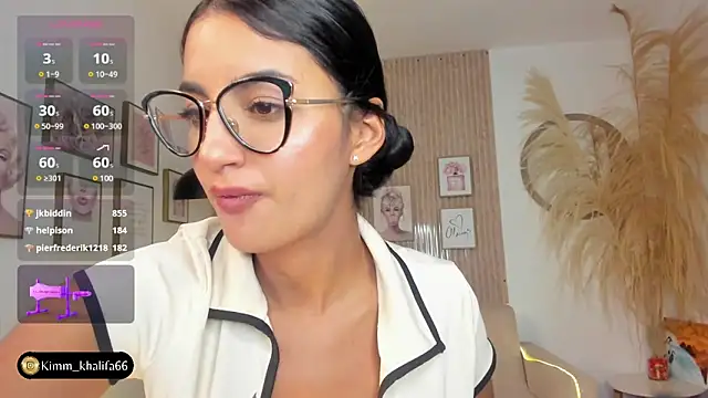 Snapshot of Kimm_khalifa chatting on February 11, 2025, 4:01 am Kimm khalifa online show from February 11, 2025, 4:01 am