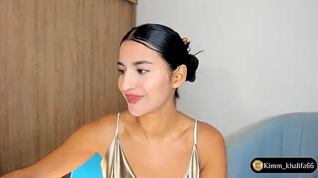 Snapshot of Kimm_khalifa chatting on March 19, 2025, 9:05 pm Kimm khalifa online show from March 19, 2025, 9:05 pm