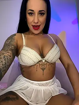 Snapshot of TigrezaSC chatting on October 5, 2025, 4:22 am TigrezaSC online show from October 5, 2025, 4:22 am