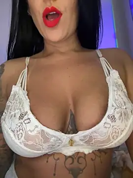 Snapshot of TigrezaSC chatting on November 14, 2025, 2:54 am TigrezaSC online show from November 14, 2025, 2:54 am