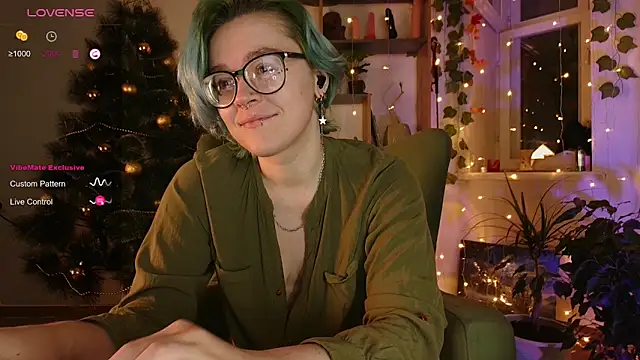 alisahug online show from December 13, 2024, 12:17 pm