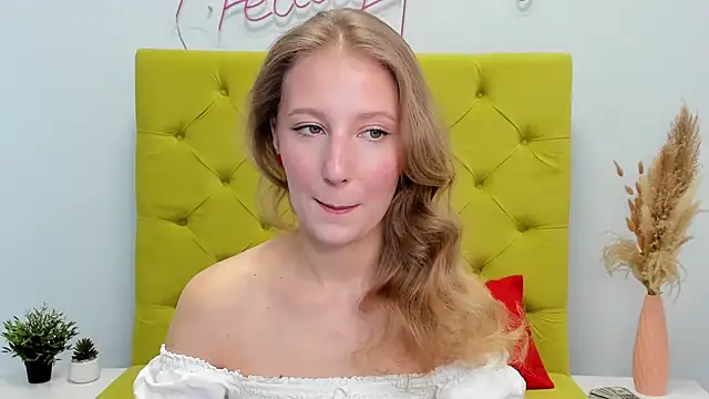 LolaWilsons online show from February 13, 2026, 8:21 am