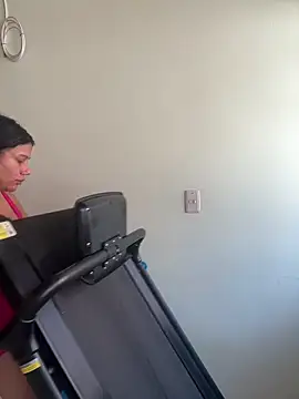 Snapshot of AshleyFerrer chatting on March 19, 2025, 3:51 pm AshleyFerrer online show from March 19, 2025, 3:51 pm