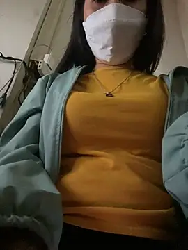 Snapshot of Tuongvy05 chatting on December 20, 2024, 6:56 pm Tuongvy05 online show from December 20, 2024, 6:56 pm