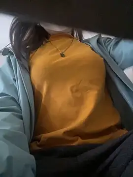 Snapshot of Tuongvy05 chatting on December 29, 2024, 7:06 am Tuongvy05 online show from December 29, 2024, 7:06 am