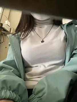 Snapshot of Tuongvy05 chatting on January 14, 2025, 5:30 am Tuongvy05 online show from January 14, 2025, 5:30 am