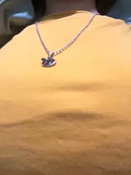 Snapshot of Tuongvy05 chatting on January 17, 2025, 5:53 am Tuongvy05 online show from January 17, 2025, 5:53 am