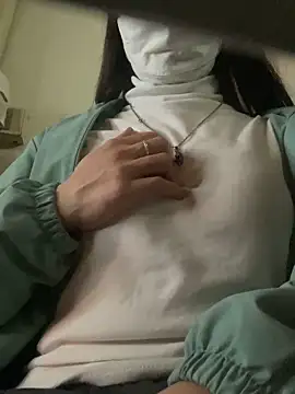 Snapshot of Tuongvy05 chatting on January 17, 2025, 5:51 pm Tuongvy05 online show from January 17, 2025, 5:51 pm