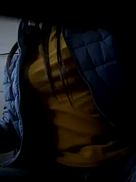 Snapshot of Tuongvy05 chatting on December 3, 2025, 2:48 pm Tuongvy05 online show from December 3, 2025, 2:48 pm