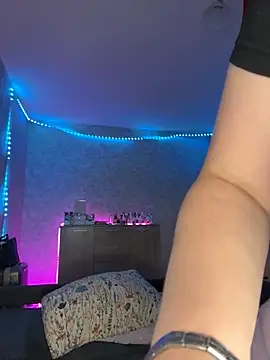 Evaaa Babiesss online show from March 9, 2026, 6:56 pm