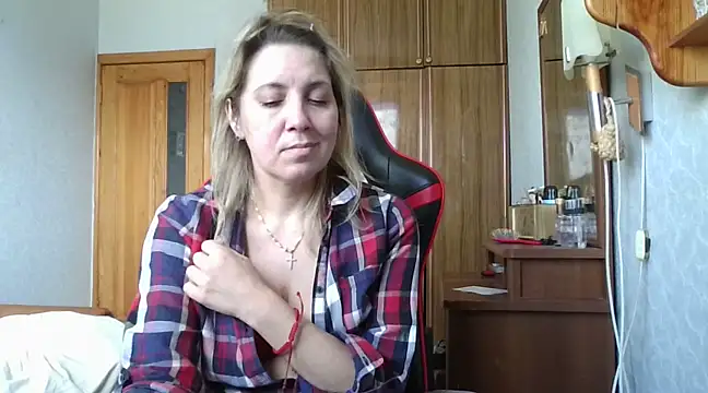 IrinaB1 online show from February 16, 2025, 10:32 am