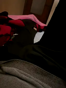 Snapshot of bigboy30X chatting on December 18, 2025, 10:38 pm bigboy30X online show from December 18, 2025, 10:38 pm