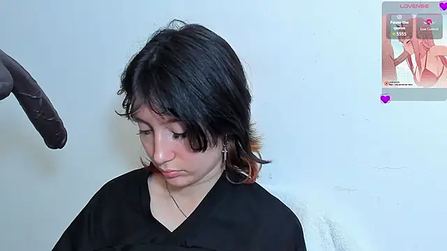 lizzy davis 1 online show from February 20, 2026, 3:47 am