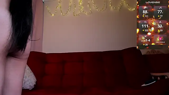 ohpetitemuse online show from February 26, 2025, 7:49 pm