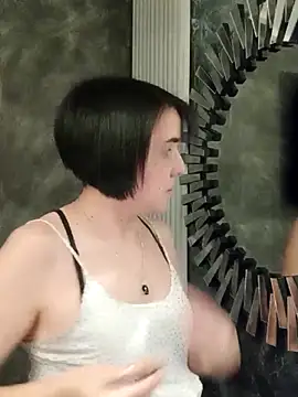 IsisBlake online show from March 21, 2025, 2:29 pm