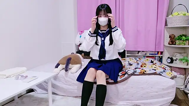 Mia--meow online show from March 14, 2025, 12:29 pm