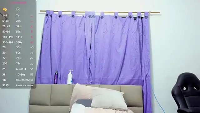 lilybaudyn  online show from February 9, 2026, 5:06 pm