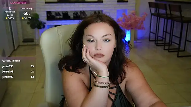 Daniela Kitty  online show from July 28, 2026, 3:54 pm