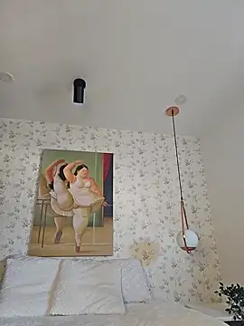 Snapshot of valery_mora chatting on February 10, 2025, 1:33 pm valery mora online show from February 10, 2025, 1:33 pm