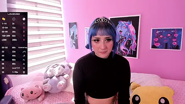 Snapshot of Miwa_violet chatting on February 9, 2025, 7:19 pm Miwa violet online show from February 9, 2025, 7:19 pm