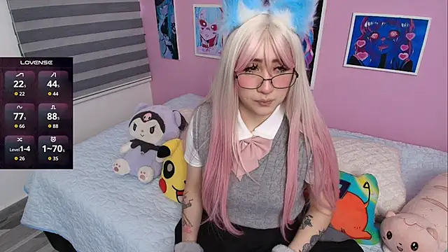 Snapshot of Miwa_violet chatting on November 15, 2025, 6:48 pm Miwa violet online show from November 15, 2025, 6:48 pm