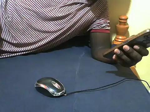 cutejayden online show from December 3, 2025, 9:18 am