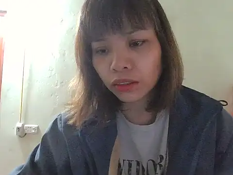 Angela-Eira online show from November 20, 2025, 9:36 pm