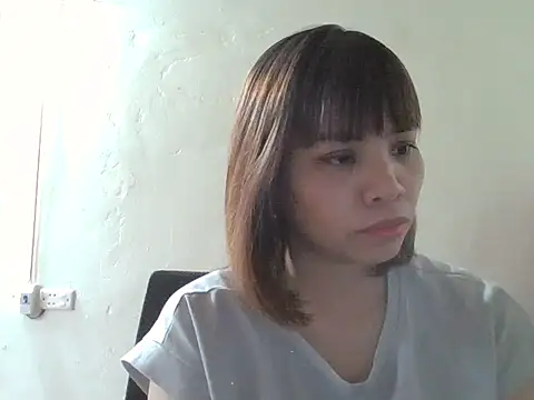 Angela-Eira online show from November 27, 2025, 9:11 am